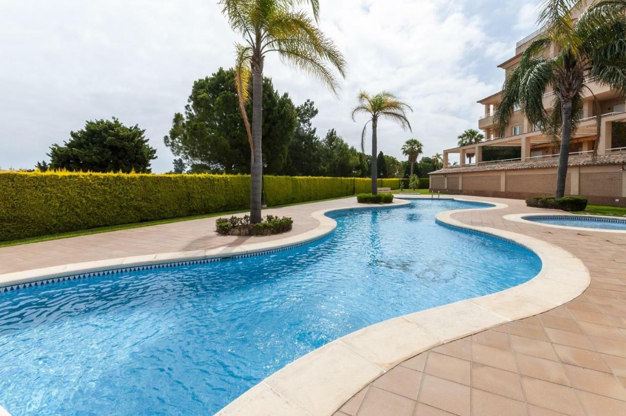 Buganvilla Oliva Bagian luar foto