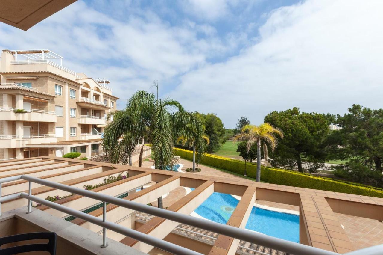 Buganvilla Oliva Bagian luar foto